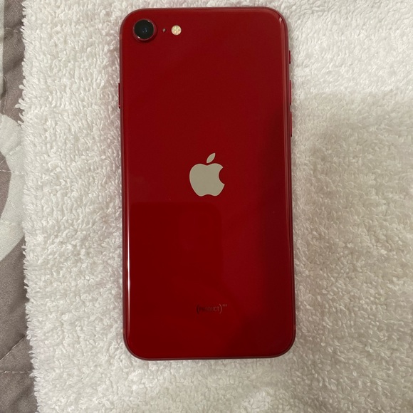 iPhone SE 2023